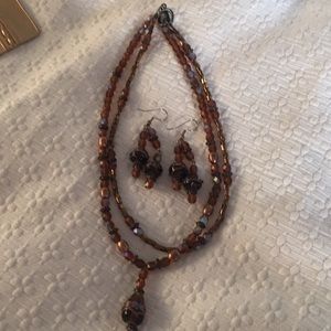 Necklace and earrings set